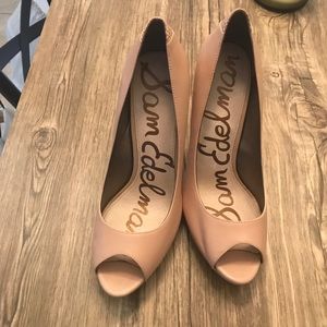 Sam elderman nude pumps